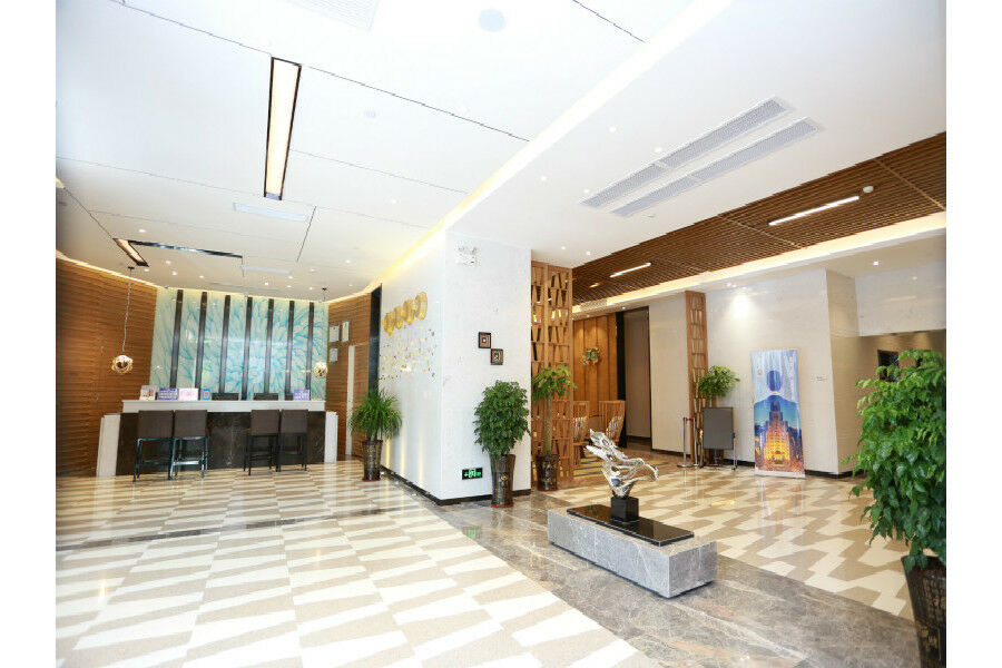 锦江都城酒店海南省政府日月广场免税店 Haikou  Exterior photo